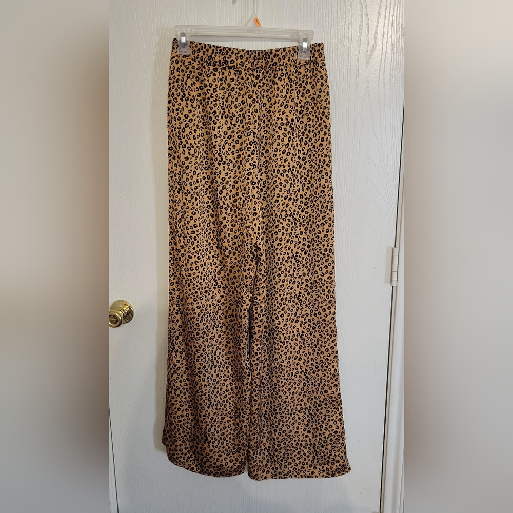 Francescas Collection Leopard Print Wide-Leg Pants Size S